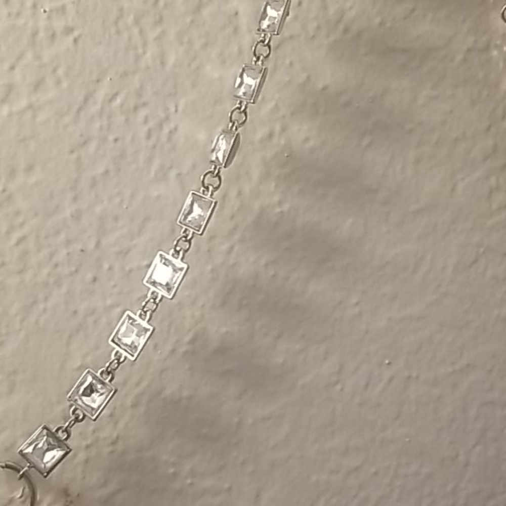 Necklace - Picture 2 of 4